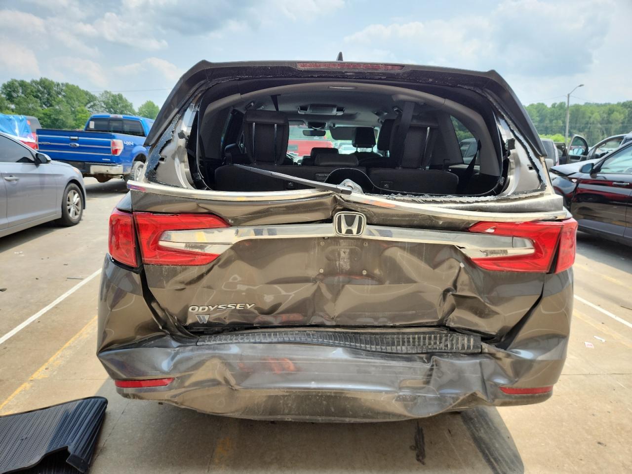 Lot #3182557863 2019 HONDA ODYSSEY EX