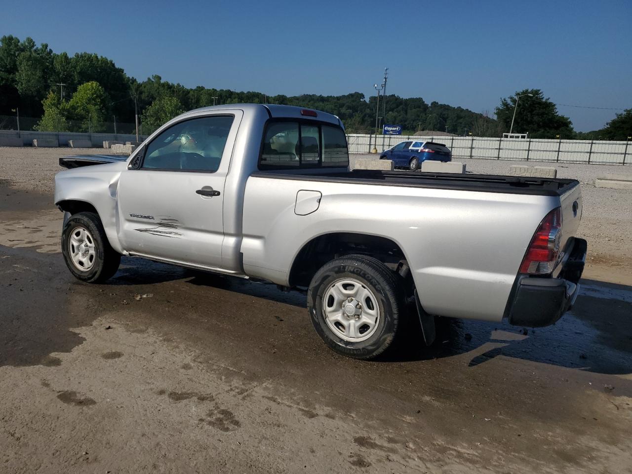 TOYOTA TACOMA