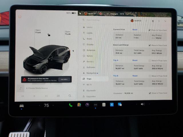 2024 TESLA MODEL Y 7SAYGDEFXRA326101