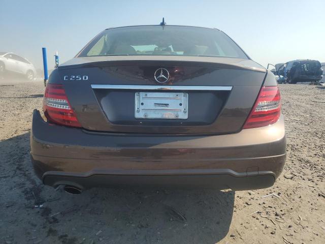 2014 MERCEDES-BENZ C 250 - WDDGF4HB7EA944038