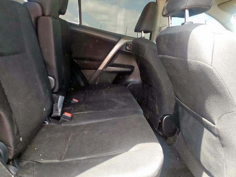 2018 TOYOTA RAV4 LE JTMZFREV1JJ156607