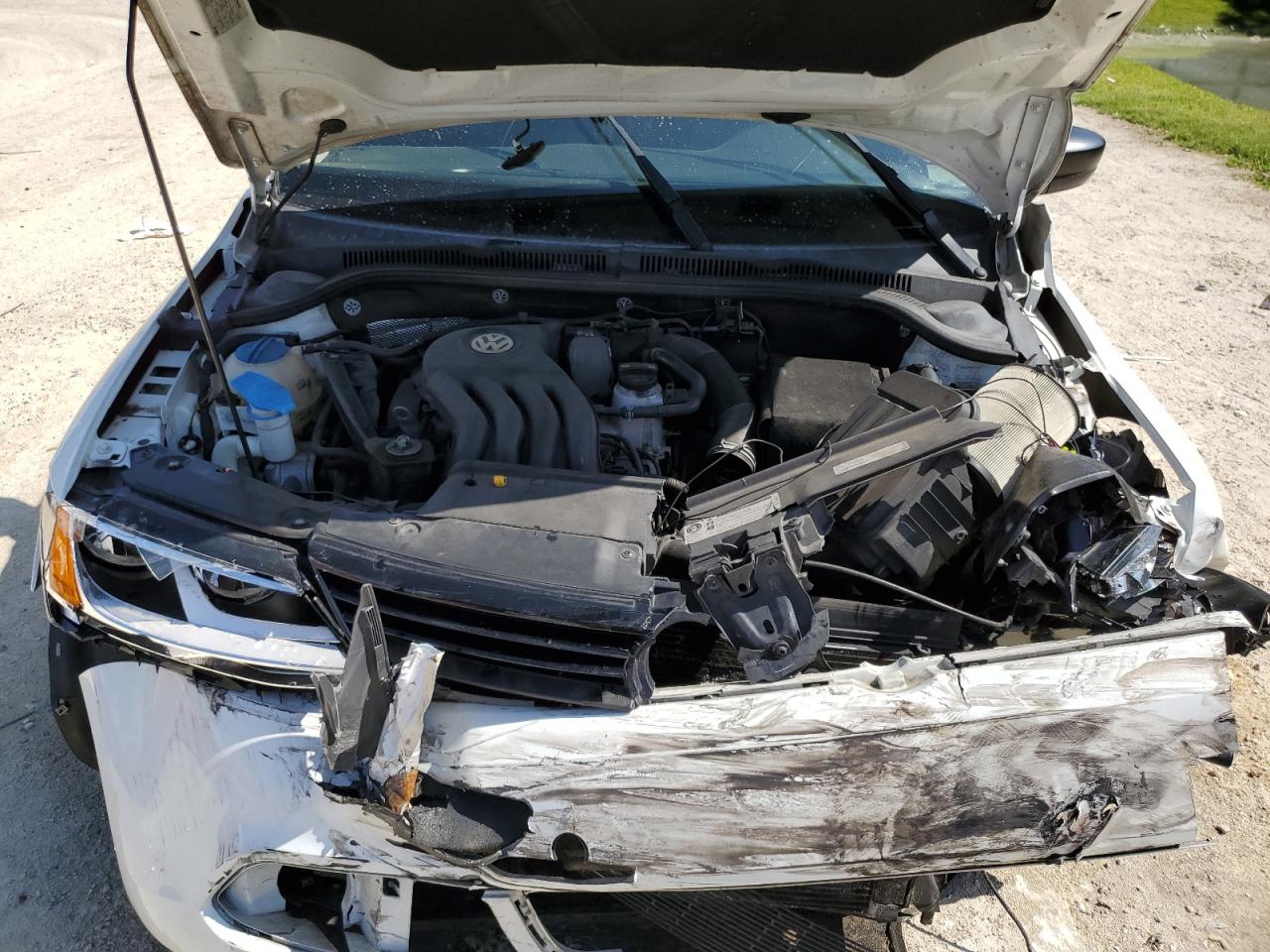 Volkswagen Jetta base 2014