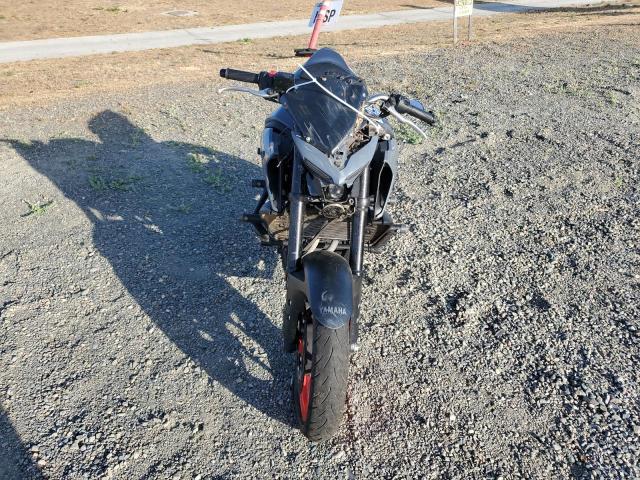 YAMAHA MT-03 2021 gray  gas MH3RH20Y1MK005754 photo #3