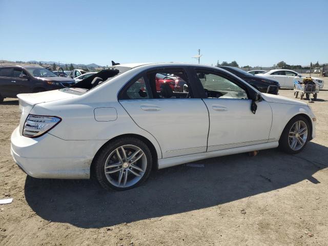 Vin: wddgf4hb7dg109262, lot: 61650305, mercedes-benz c-class 250 20133