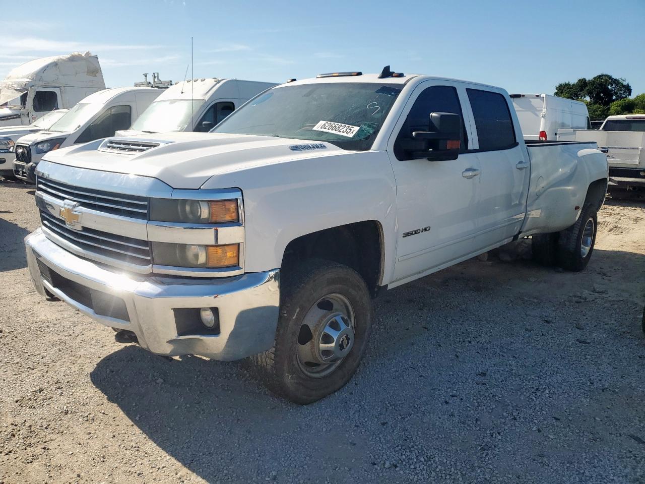 CHEVROLET SILVERADO C3500 LT