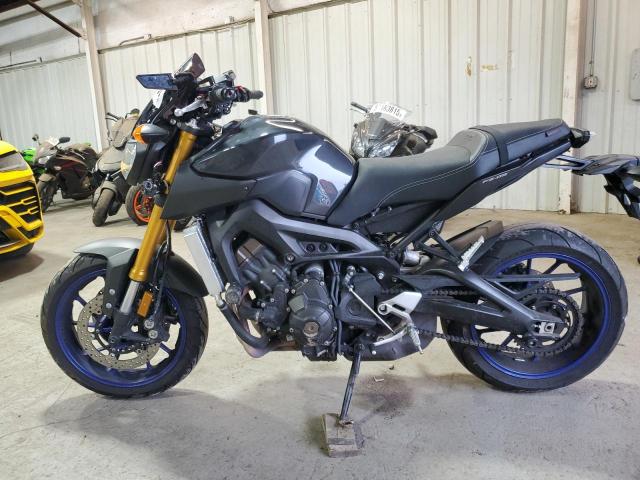YAMAHA FZ09 2014 JYARN33E3EA000802 photo #4