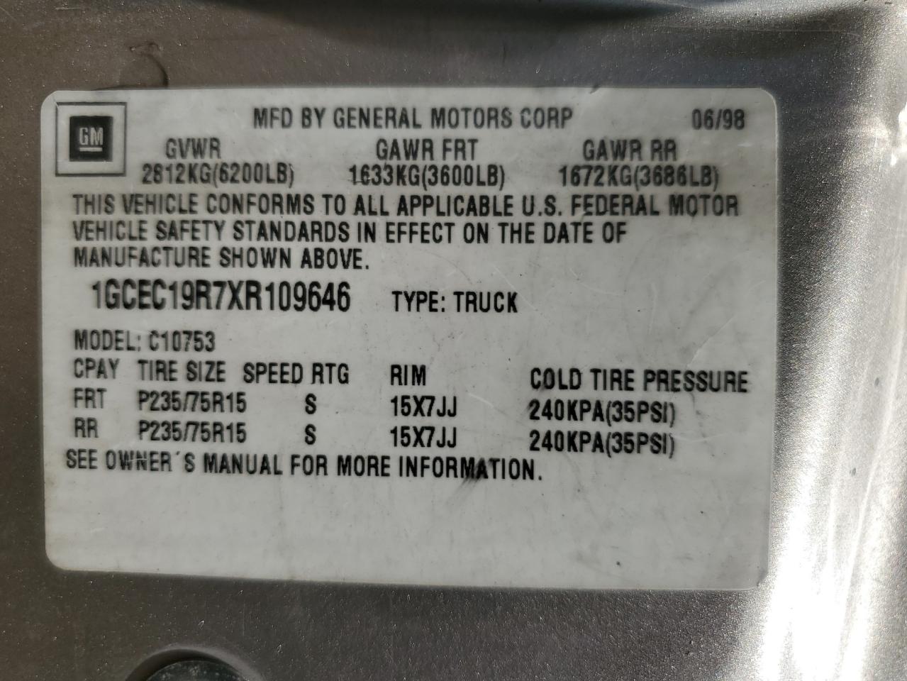 Lot #3284699965 1999 CHEVROLET GMT-400 C1