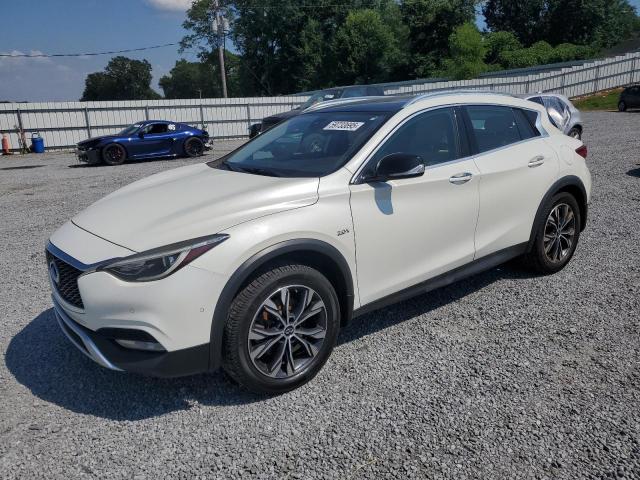 INFINITI QX30 BASE