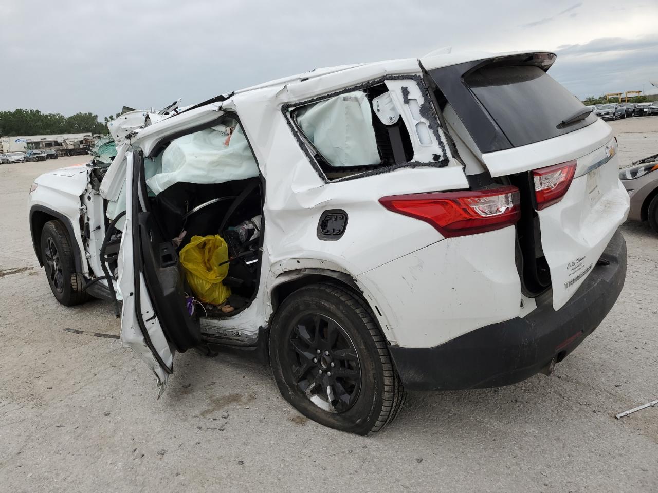 CHEVROLET TRAVERSE LS