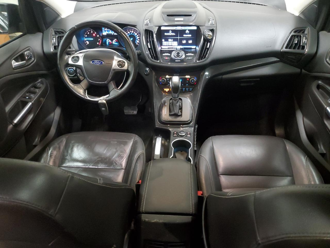 FORD ESCAPE TITANIUM