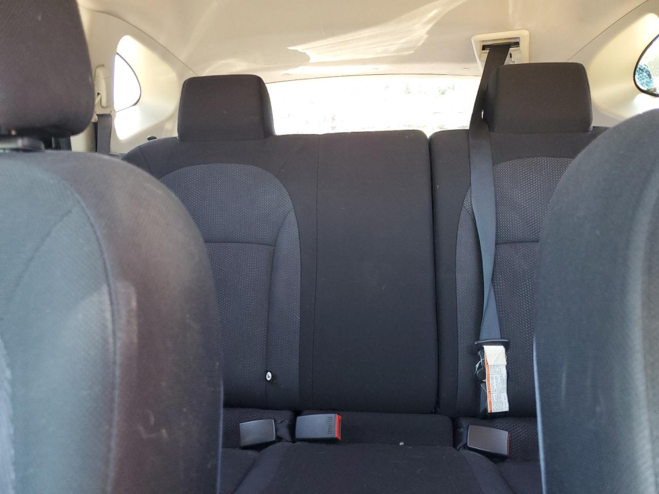 Nissan Rogue s 2012