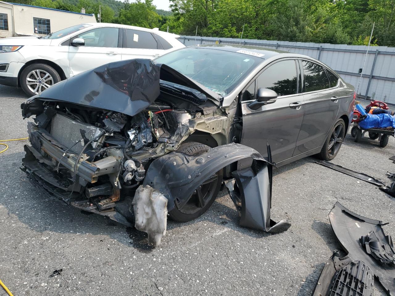 FORD FUSION SE