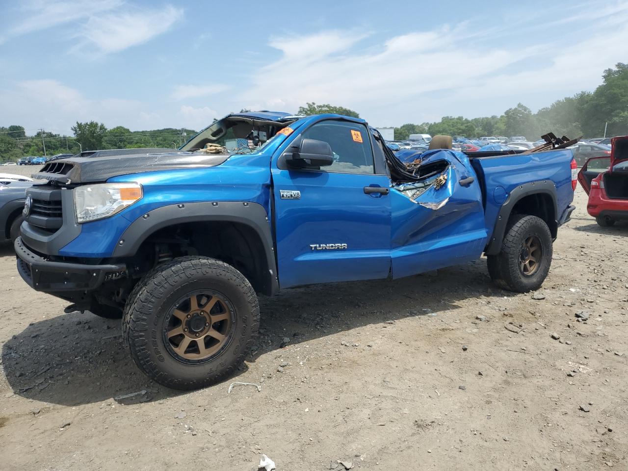 TOYOTA TUNDRA CREWMAX SR5