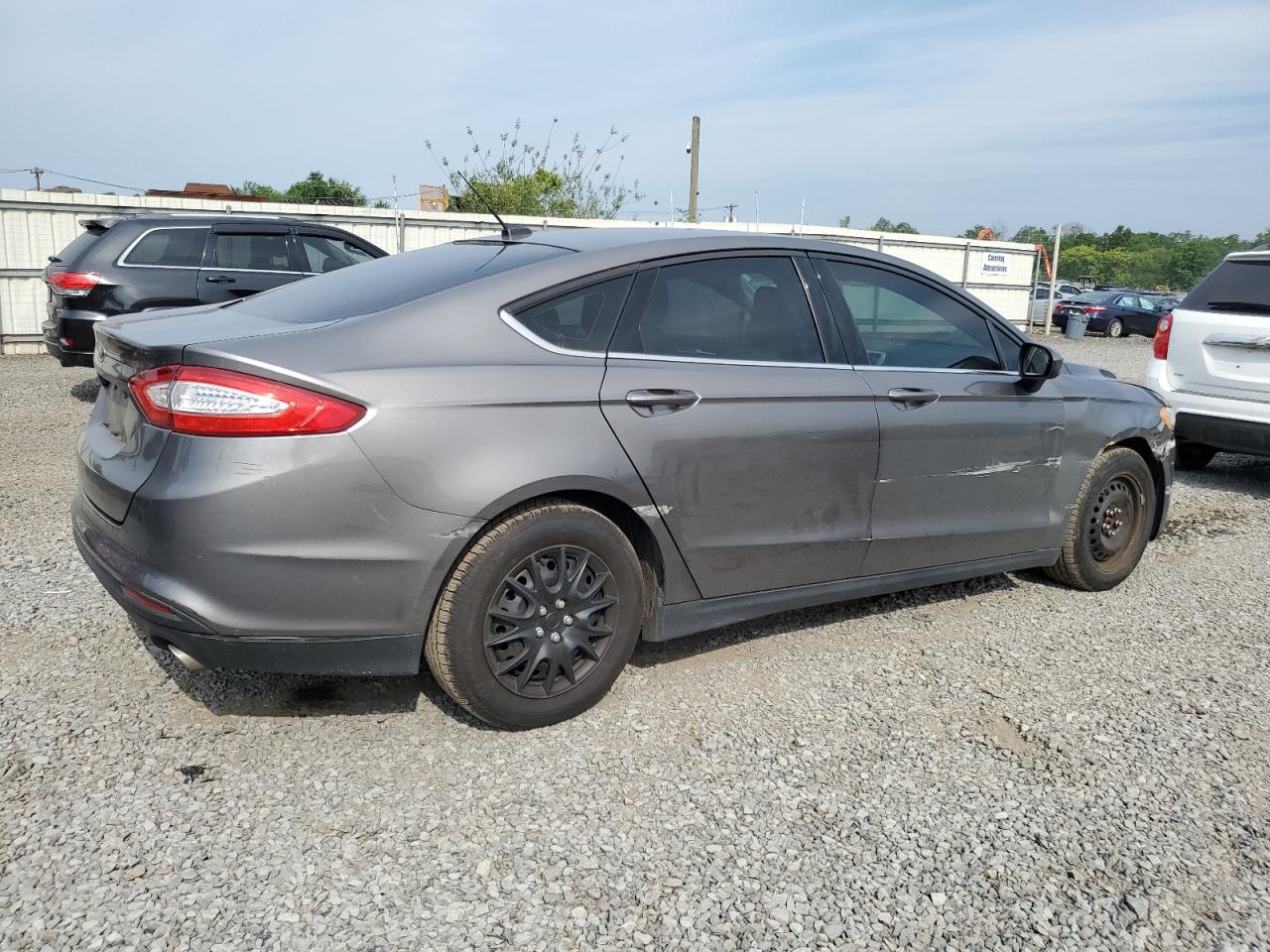 FORD FUSION S