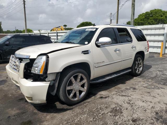 CADILLAC ESCALADE L
