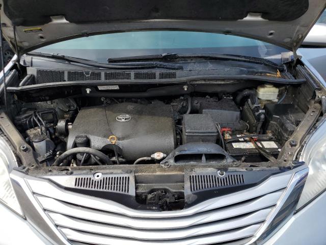 2017 TOYOTA SIENNA LE 5TDKZ3DC4HS850131