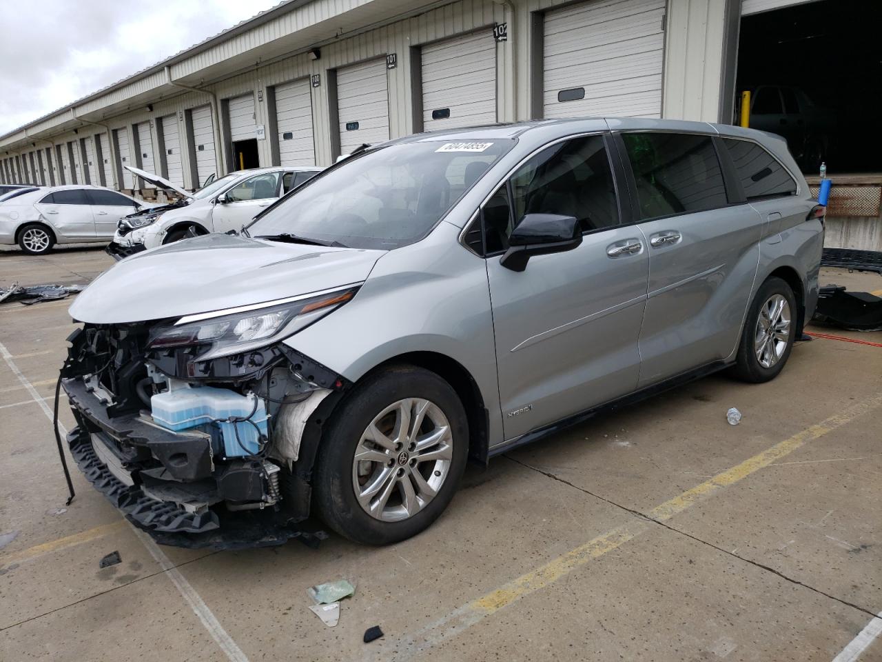 TOYOTA SIENNA XSE