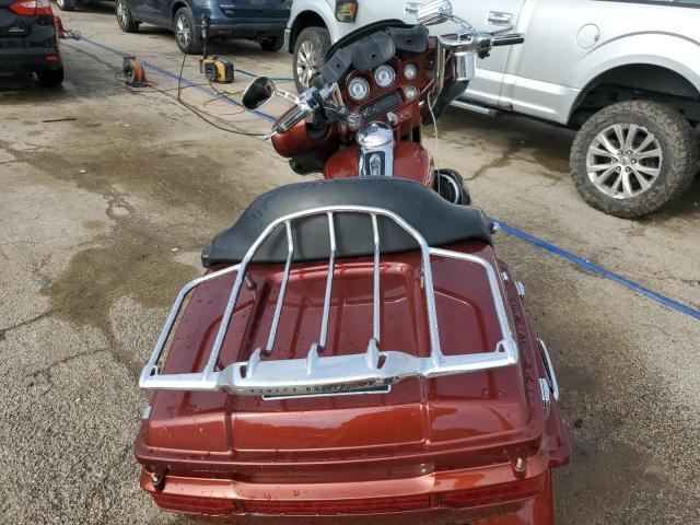 2010 HARLEY-DAVIDSON FLHTCUSE5 1HD1PR811AB955458