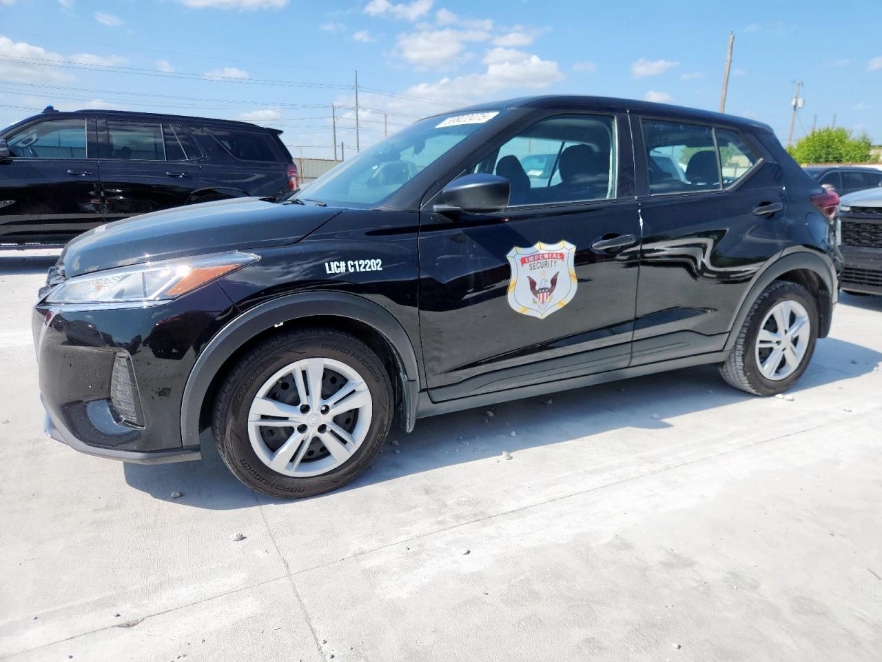 NISSAN KICKS S