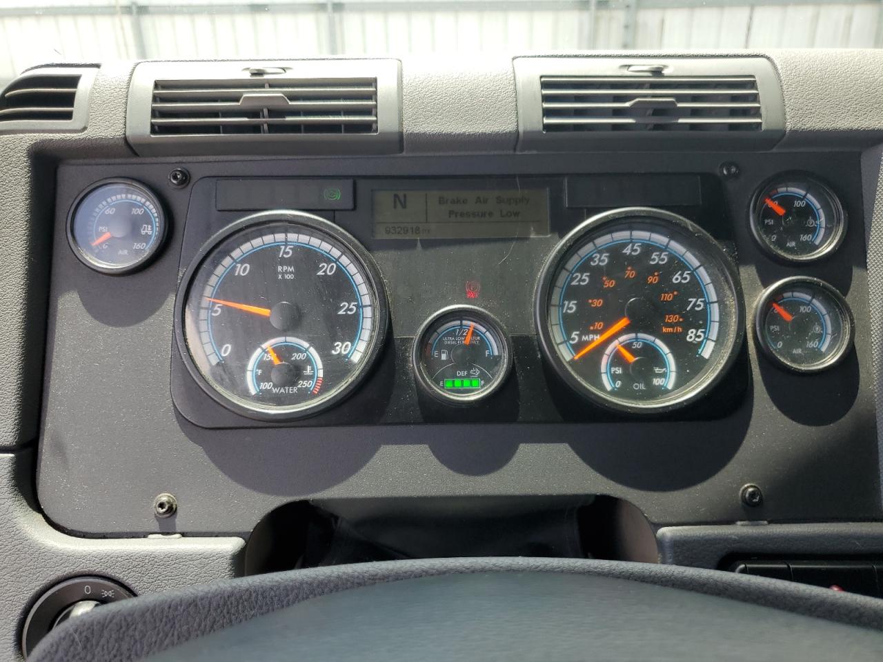 Lot #3186931836 2017 FREIGHTLINER CASCADIA 1