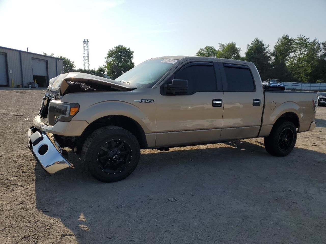 FORD F-150 SUPERCREW