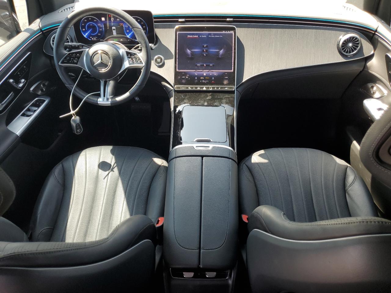 MERCEDES-BENZ EQE SUV 350+