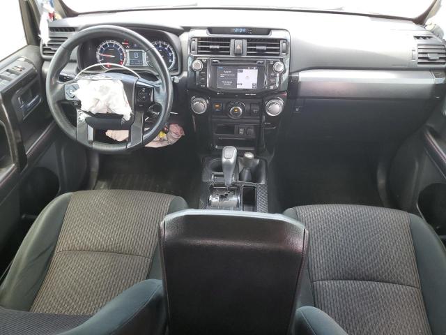 2018 TOYOTA 4RUNNER SR JTEBU5JR4J5602620