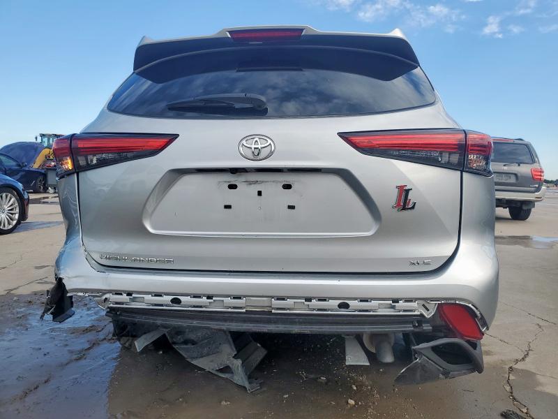 2022 TOYOTA HIGHLANDER - 5TDGZRAH0NS547948
