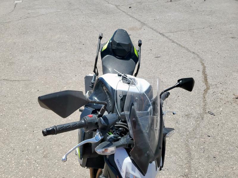 2021 KAWASAKI ZR900 F - ML5ZRDF12MDA46607
