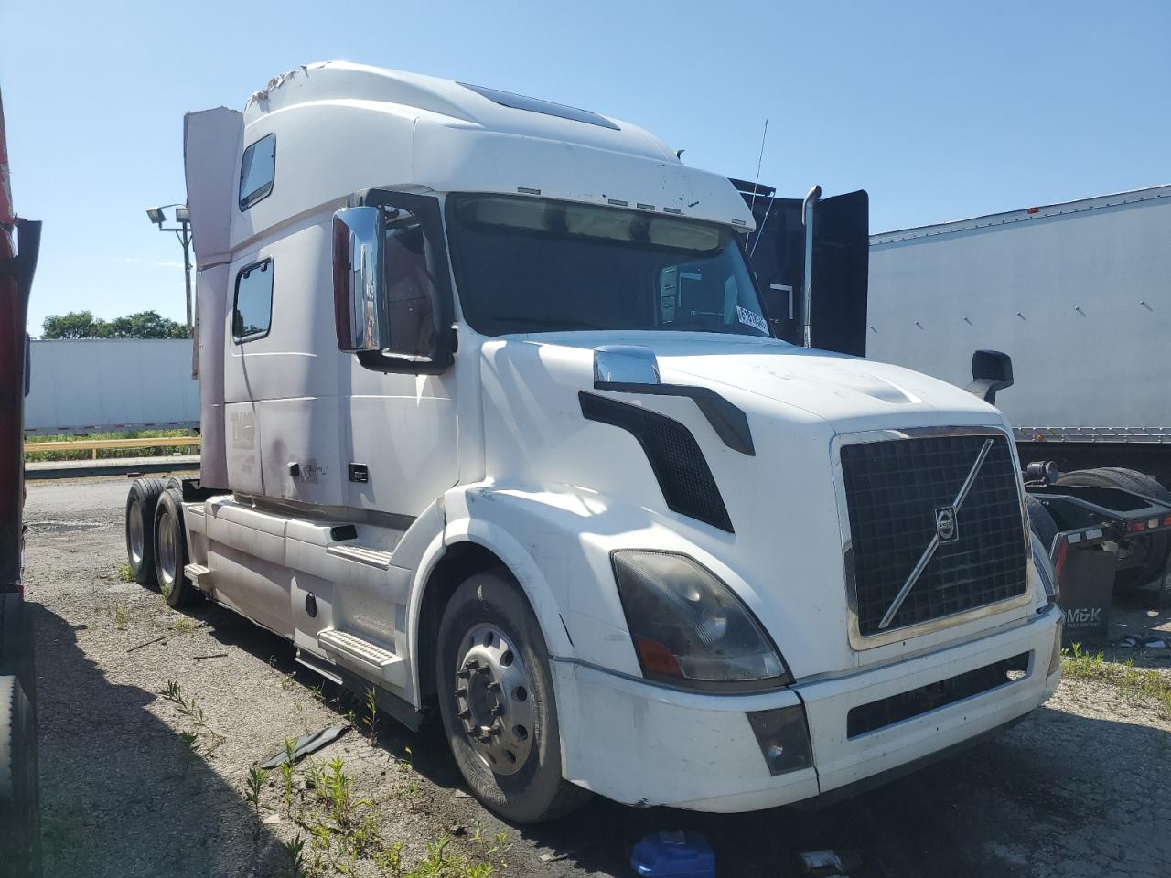 Lot #3274167279 2018 VOLVO VN VNL