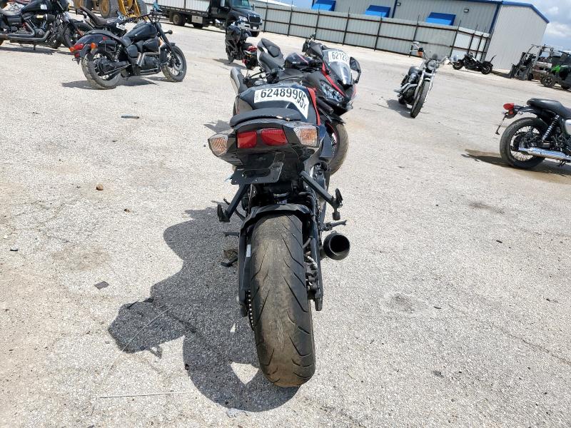 2020 SUZUKI GSX-R600 JS1GN7FA1L7100588