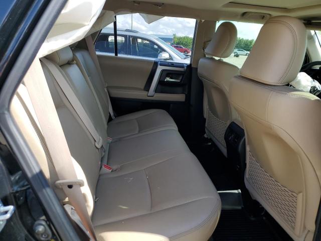 2019 TOYOTA 4RUNNER SR JTEBU5JR0K5615754