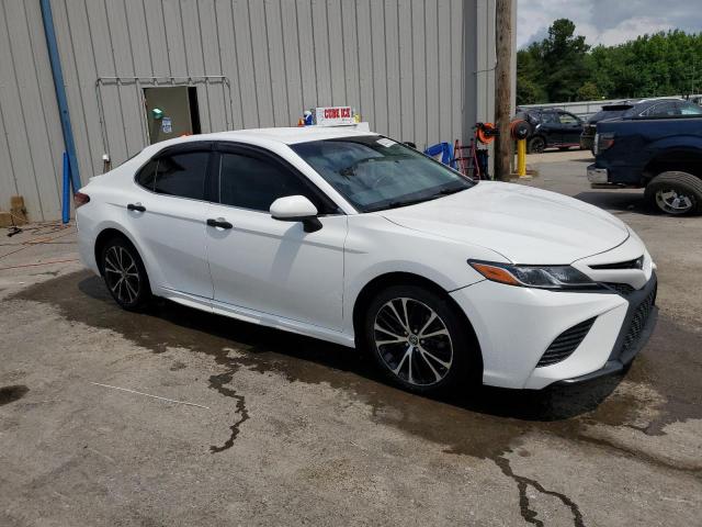 2018 TOYOTA CAMRY L - JTNB11HK7J3029377