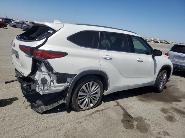 2022 TOYOTA HIGHLANDER 5TDEBRCH8NS082408