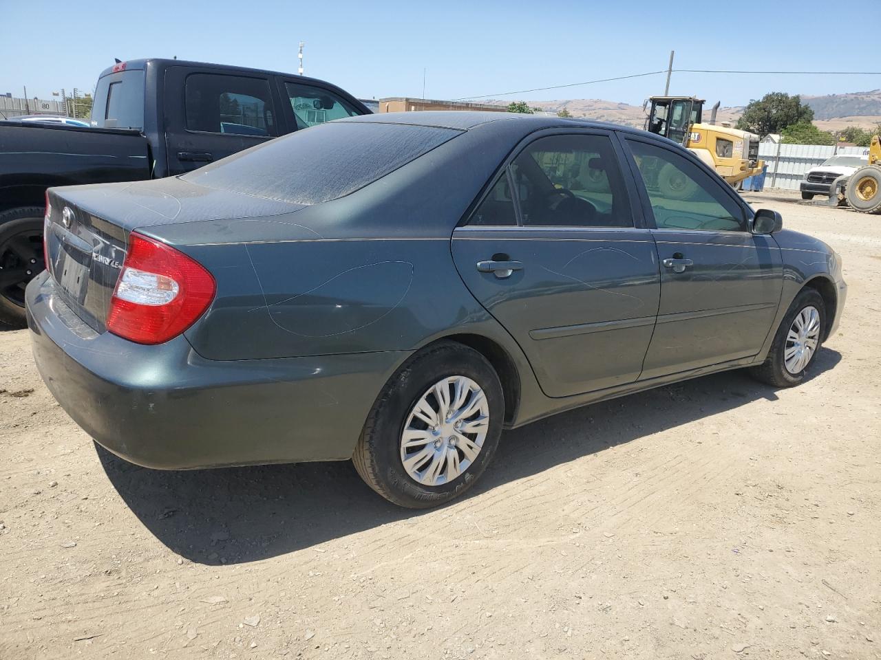 Toyota Camry le 2003