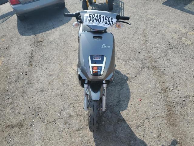 GENUINE SCOOTER CO. BRIO 50I 2022 L4HGDTC14N6000070 photo #3