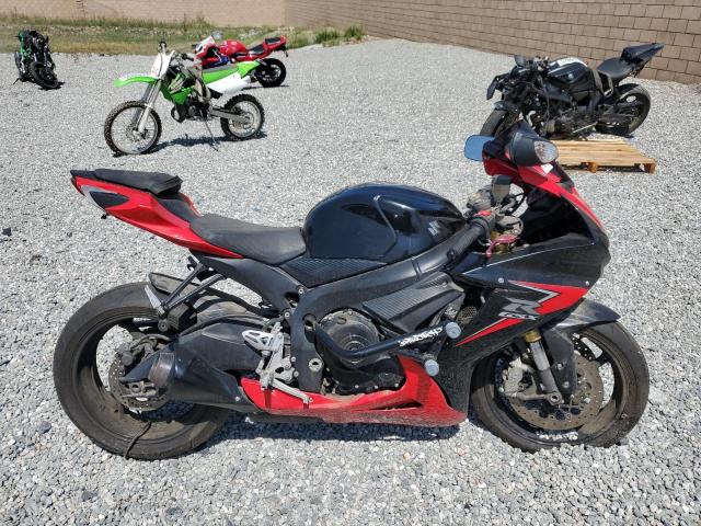 2014 SUZUKI GSX-R750 - JS1GR7MA6E2101548
