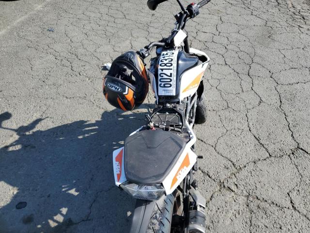 2021 KTM 390 DUKE - MD2JPJ40XMC245189