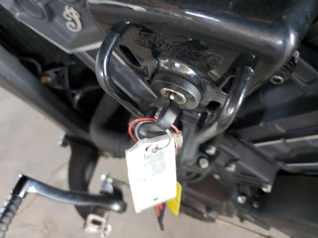 2021 INDIAN MOTORCYCLE CO. SCOUT BOBB 56KMTA110M3171707