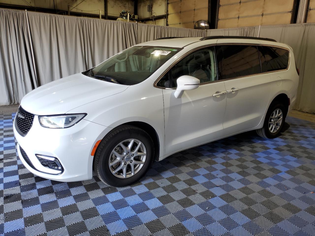 CHRYSLER PACIFICA TOURING L