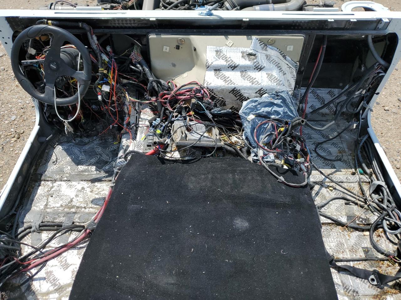 Lot #3272005479 1997 AMERICAN GENERAL H1 HMC4