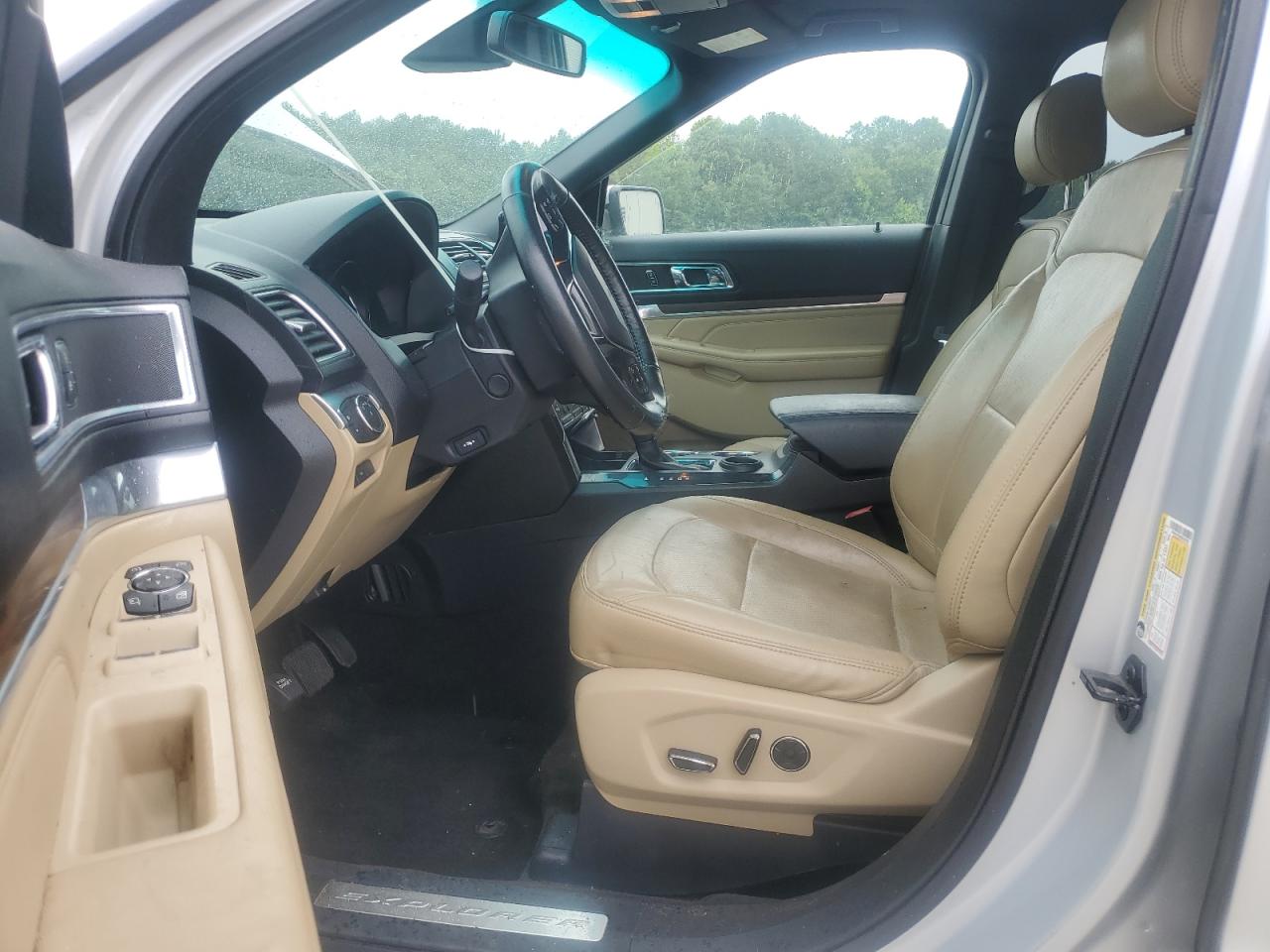 FORD EXPLORER LIMITED