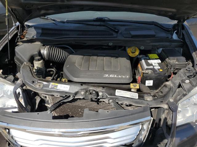 2015 CHRYSLER TOWN & COU 2C4RC1BG0FR655384