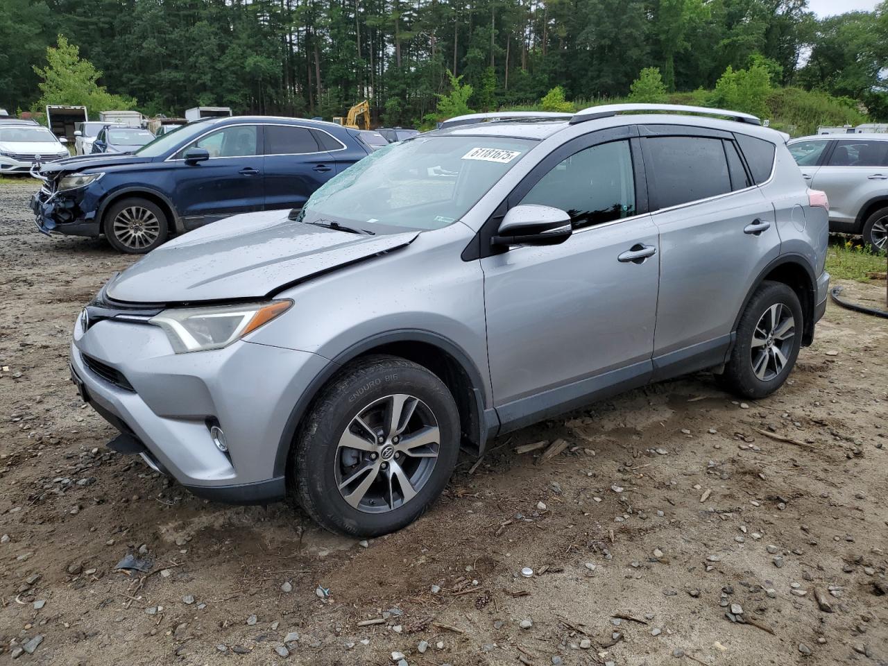 TOYOTA RAV4 XLE