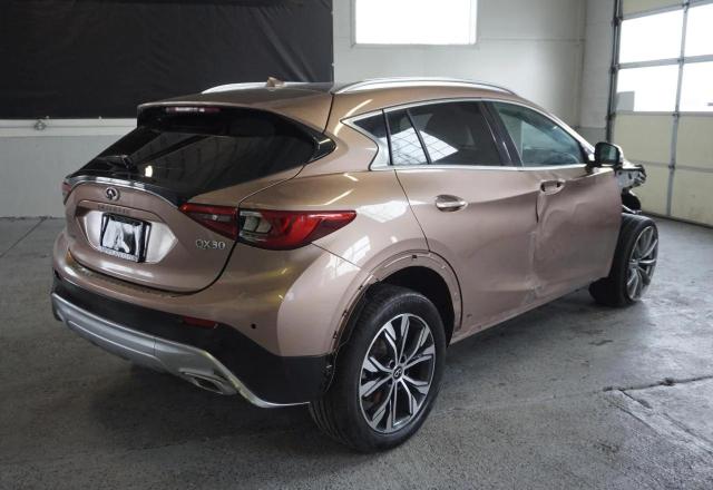 2017 INFINITI QX30 BASE SJKCH5CR6HA023217