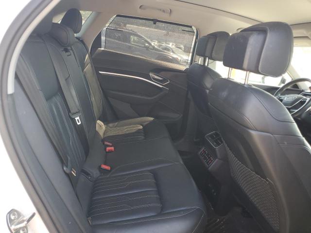 2019 AUDI E-TRON PRE WA1VABGE1KB021182