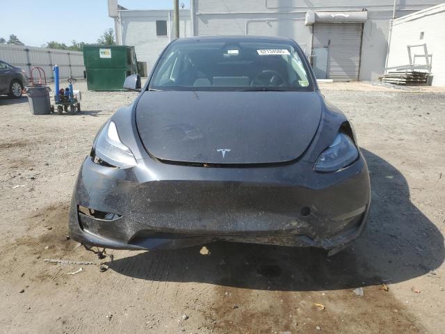 2024 TESLA MODEL Y - 7SAYGDEE9RF065439