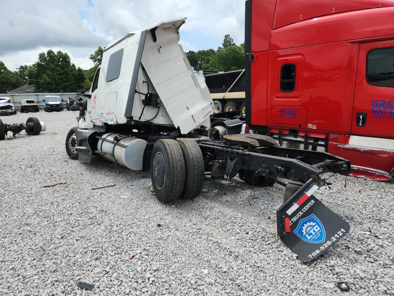 Lot #3275609781 2023 INTERNATIONAL LT625