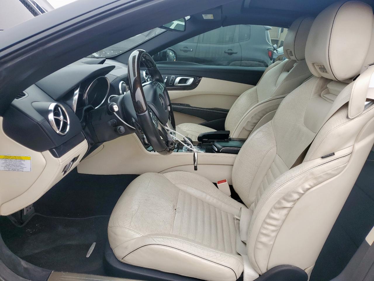 MERCEDES-BENZ SL-CLASS 550