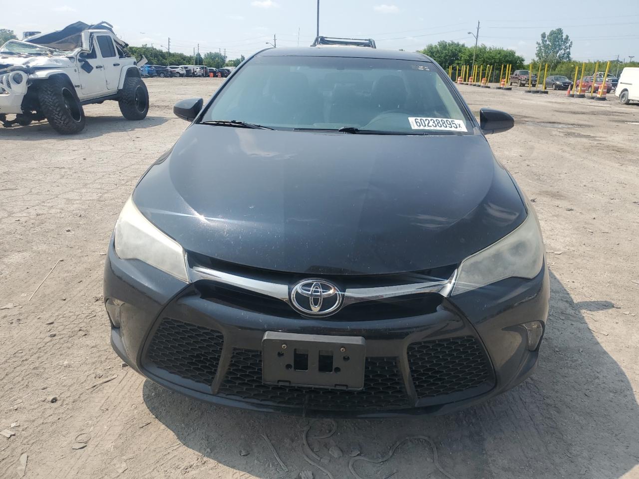 Toyota Camry le 2015